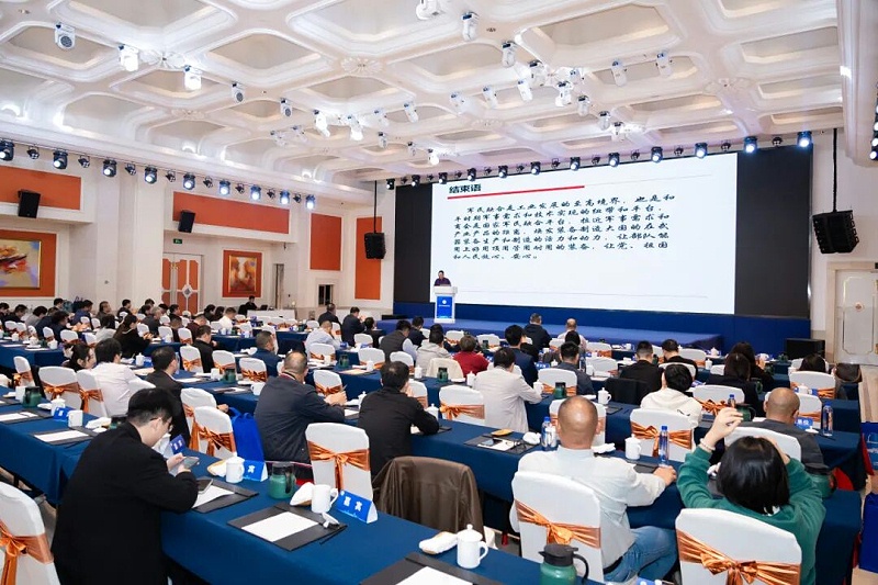 依斯倍受邀出席蘇州市科技裝備商會(huì)換屆大會(huì)，榮膺理事單位開啟新征程5