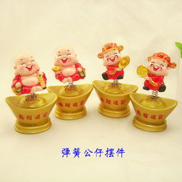萌趣納福 Q版財(cái)神彈簧車(chē)載公仔，義烏藍(lán)喵電商的樹(shù)脂工藝精品